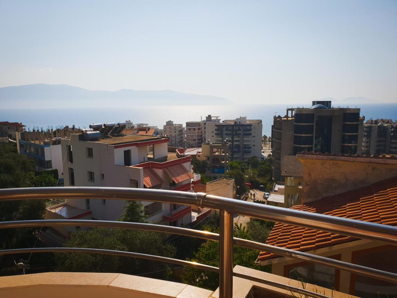 Lux Apartments Vlorë Exterior foto